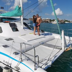 Luxury Yacht Charter Cancun - Catamaran Magic-Sea inflatables