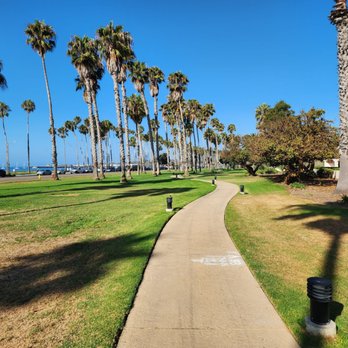 Hilton Santa Barbara Beachfront Resort - Hotels Near Me - Santa Barbara, California