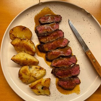 Birdie's - Minute steak, peppercorn sauce, red potatoes - French Near Me - Austin, Texas