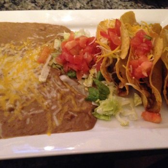 El Mezcal - Taco "Plater" (I'd spell it "Platter") - Mexican Near Me - Lawrence, Kansas