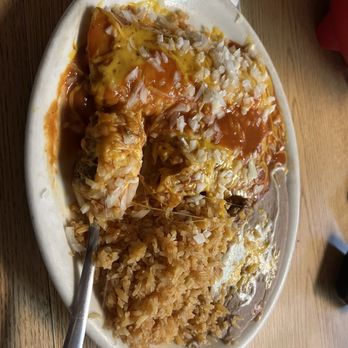La Placita - 2 enchiladas plate with ground beef and cheese with red sauce. Everything on it. With rice and beans. The best. - Mexican Near Me - Orangevale, California La Placita - 2 enchiladas plate with ground beef and cheese with red sauce. Everything on it. With rice and beans. The best. - Mexican Near Me - Orangevale, California