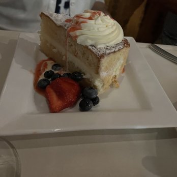 Market Grille - Lemon cake from 3 course menu. Nice sized slice of cake! Tasty too - American Near Me - Manchester, Connecticut Market Grille - Lemon cake from 3 course menu. Nice sized slice of cake! Tasty too - American Near Me - Manchester, Connecticut
