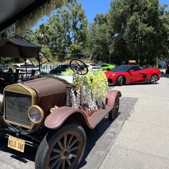Wild Oak Cafe - Cafes Near Me - Glendale, California
