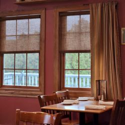 Otis & Oliver's - Restaurant interior.