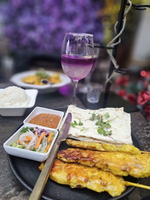 Queen Violet WeHo by null