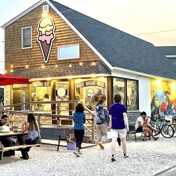 Ship Bottom Ice Cream - Cool outside vibes - Ice Cream & Frozen Yogurt Near Me - Ship Bottom, New Jersey Ship Bottom Ice Cream - Cool outside vibes - Ice Cream & Frozen Yogurt Near Me - Ship Bottom, New Jersey
