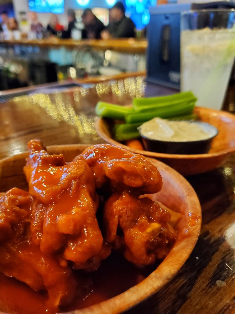 Social spots from Duffs Famous Wings