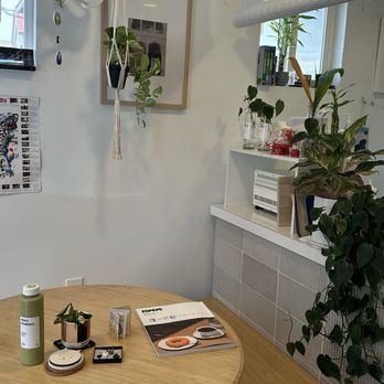 Neko Koneko - Coffee & Tea Near Me - Honolulu, Hawaii
