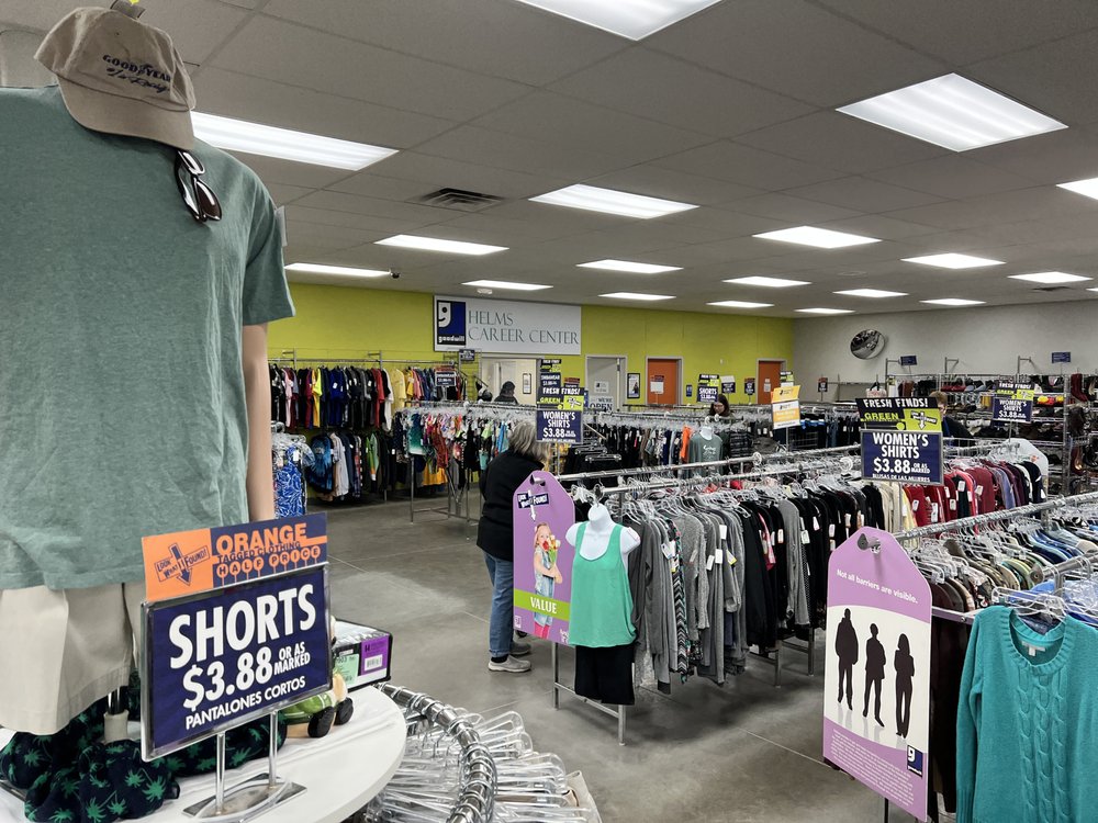 GOODWILL STORE Updated September 2024 2001 Cedar Plaza Dr