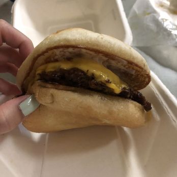 The Friendly - Plain cheeseburger - Pizza Near Me - San Diego, California The Friendly - Plain cheeseburger - Pizza Near Me - San Diego, California