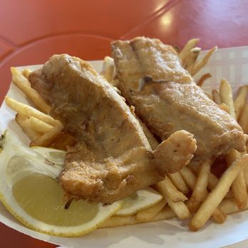 El Pizmo Fish - Tacos Near Me - Pismo Beach, California