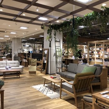 Tsutaya Bookstore ホームズ新山下店 中区新山下2 12 34 横浜市 神奈川県 Japan Yelp Tsutaya Bookstore ホームズ新山下店 中区新山下2 12 34 横浜市 神奈川県 Japan Yelp