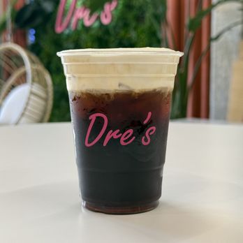 Dre's Cafe - Coffee & Tea Near Me - Toluca Lake, California