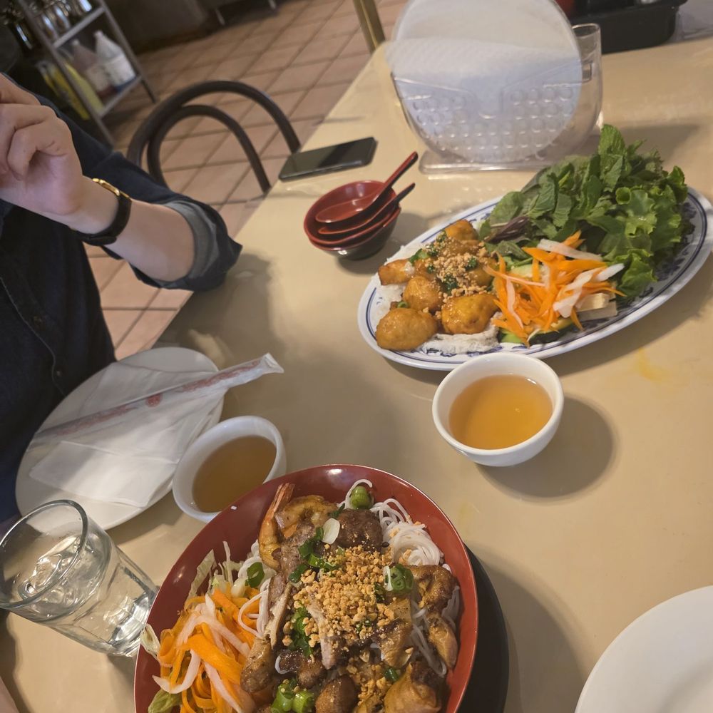 Nam Phuong - Vietnamese Near Me - Philadelphia, Pennsylvania