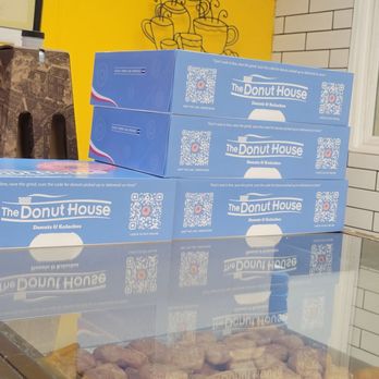 The Donut House - Donuts Near Me - Aurora, Colorado