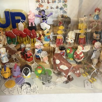 Johns Road Antique Mall - Vintage toys - Antiques Near Me - Boerne, Texas Johns Road Antique Mall - Vintage toys - Antiques Near Me - Boerne, Texas
