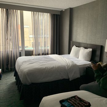 BEST WESTERN GRANT PARK HOTEL - Updated January 2025 - 153 Photos 