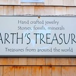 Earth's Treasures - Front sign, back in business