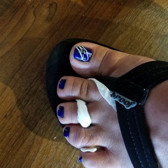 4 Seasons Nails - Sea Hawks - Nail Salons Near Me - Mountlake Terrace, Washington 4 Seasons Nails - Sea Hawks - Nail Salons Near Me - Mountlake Terrace, Washington
