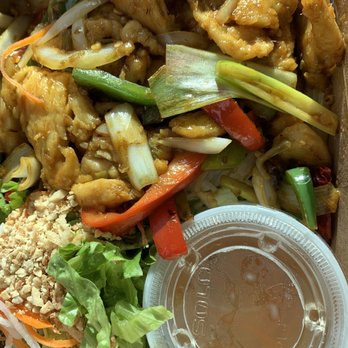 La Mint - Vietnamese Kitchen - V8. Stir Fried Spicy Chicken Bowl to go. - Vietnamese Near Me - Reno, Nevada La Mint - Vietnamese Kitchen - V8. Stir Fried Spicy Chicken Bowl to go. - Vietnamese Near Me - Reno, Nevada