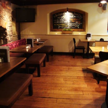 Racks Bar & Kitchen - British Near Me - Clifton, BST Racks Bar & Kitchen - British Near Me - Clifton, BST