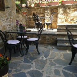 Üzüm Cafe