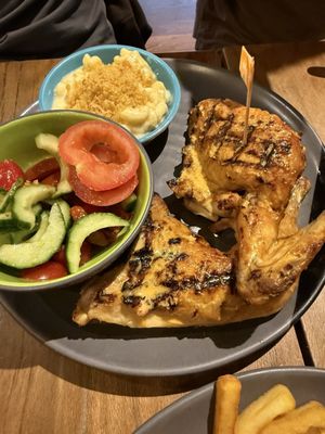 Nando's Victoria - Wilton Road by null