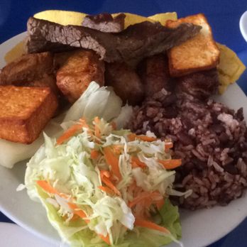Restaurante Managua - Latin American Near Me - South Gate, California