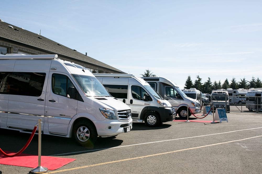 JOHNSON RV 38 Photos & 97 Reviews RV Dealers 41777 US26, Sandy