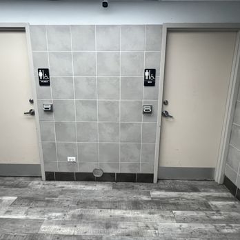 Wash Smart Laundry - Laundromat Near Me - Niles, Illinois