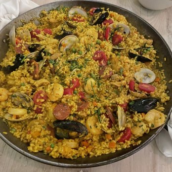 Pescado - Paella Valenciana - American Near Me - Rosemary Beach, Florida