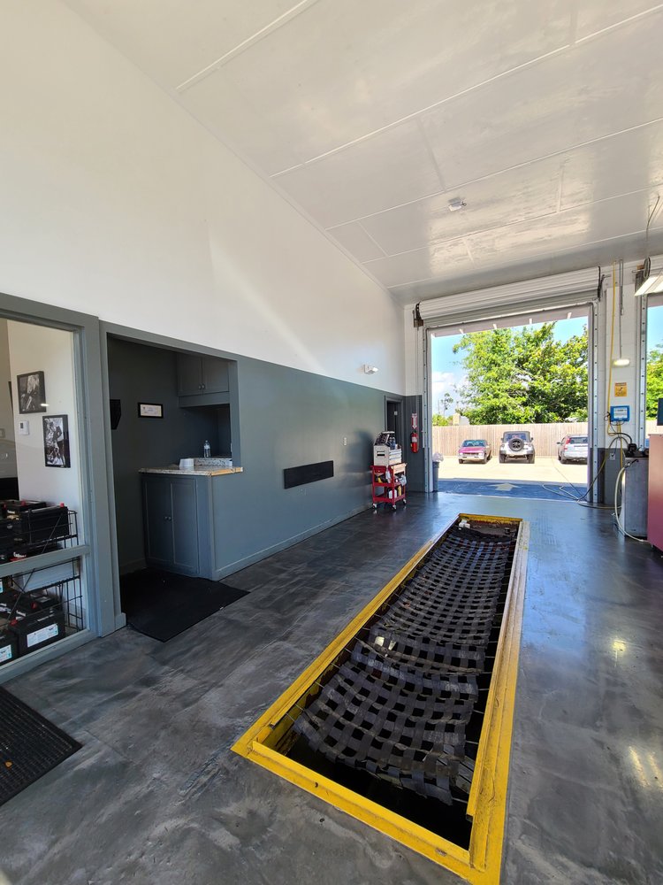 GREASE PRO OIL CHANGE Updated September 2024 11 Photos 1509 Ohio