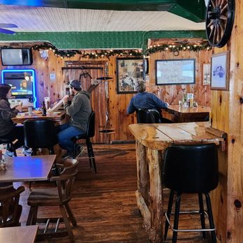 Lumberjack Tavern - Bars Near Me - Big Bay, Michigan
