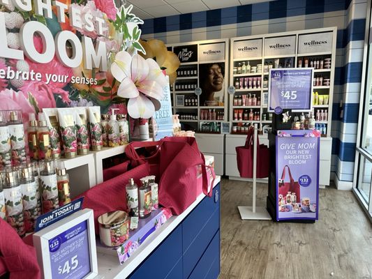 Bath & Body Works, 2763 E Irlo Bronson Memorial Hwy, Kissimmee, FL