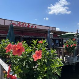 MIKE’S BAR & CRAB HOUSE - Updated April 2026 - 1344 Photos & 1322 ...