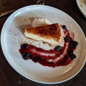Craft Kitchen and Bar - Cream brulee cheesecake with Berry compote - Cocktail Bars Near Me - Danbury, Connecticut