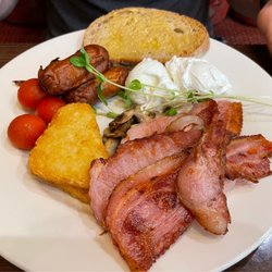 Shingle Inn - Big Breakfast