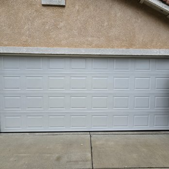 Arrowhawk Unlimited - 16x7 short panel - Garage Door Services Near Me - Manteca, California