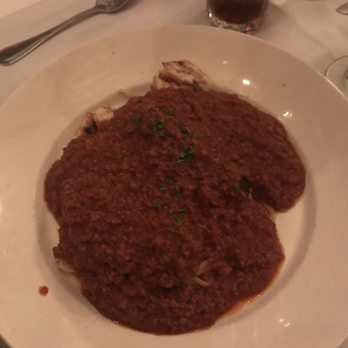 Il Porto - Spaghetti with Bolognese Sauce and Chicken - Italian Near Me - Frederick, Maryland Il Porto - Spaghetti with Bolognese Sauce and Chicken - Italian Near Me - Frederick, Maryland