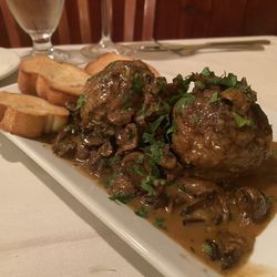 Tambascio's Italian Grill - Meatballs Marsala - on the specials tonight, mushrooms are cooked and not just thrown in raw and sauce is mouth watering