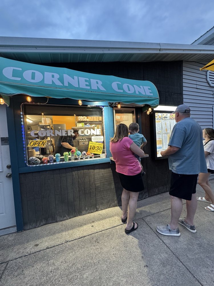 Lake Ann Corner Cone Logo