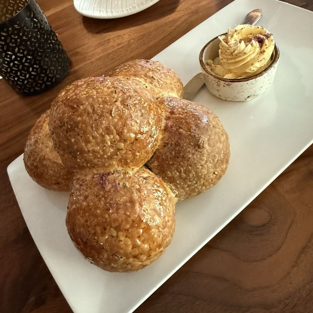 The Chapman - Lounges Near Me - Winter Park, Florida