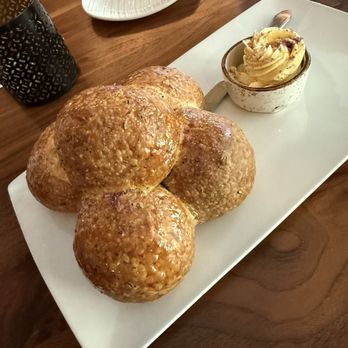 The Chapman - Lounges Near Me - Winter Park, Florida