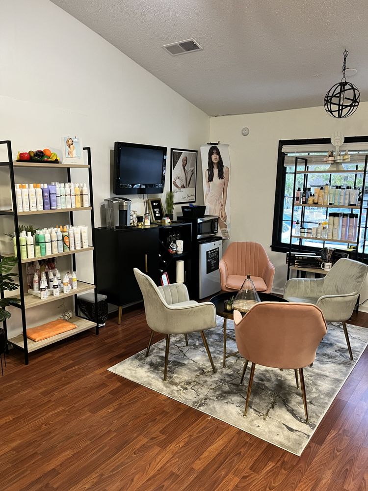 Extensions & Hair Boudoir Logo