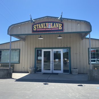 Stanly Lane Smokehouse - Entrance - Delis Near Me - Napa, California Stanly Lane Smokehouse - Entrance - Delis Near Me - Napa, California