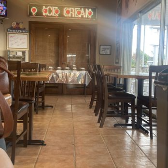 The Pie Factory - Inside - Desserts Near Me - Largo, Florida