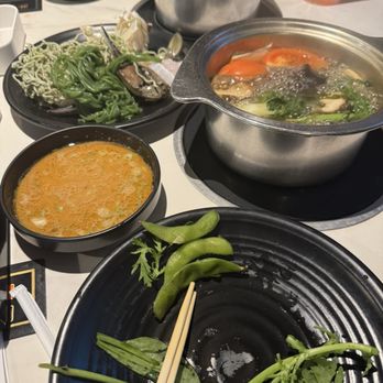 Boiling World - Hot Pot Near Me - Ontario, California