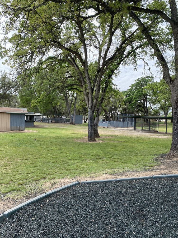Howard Park Logo