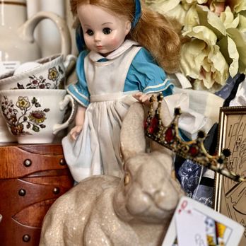 Decaydence Vintage - Used, Vintage & Consignment Near Me - Grand Rapids, Michigan Decaydence Vintage - Used, Vintage & Consignment Near Me - Grand Rapids, Michigan