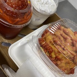 Antojitos El Huequito - Diablito de mando,fresas con crema,  cheesy hot Cheetos